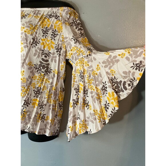 Fever yellow and gray floral off shoulder blouse - Picture 2 of 5